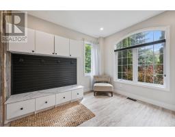 3 TRUESDALE CRESCENT - 5