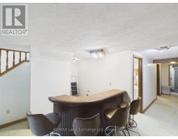 28 PENETANGORE ROW S - 17