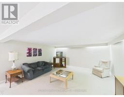 28 PENETANGORE ROW S - 18