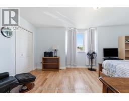 480 MOWAT STREET E - 14
