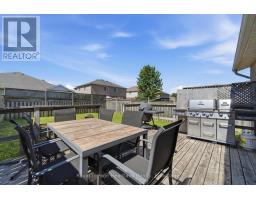 480 MOWAT STREET E - 26