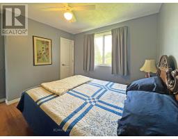 15 DOCKSIDE DRIVE - 17