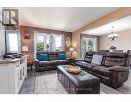 108 WALSH CRESCENT - 14