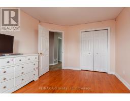 108 WALSH CRESCENT - 34
