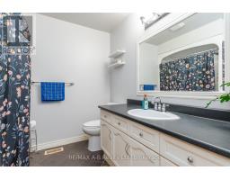 108 WALSH CRESCENT - 37