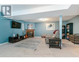108 WALSH CRESCENT - 43