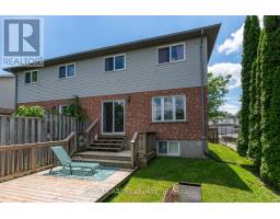 108 WALSH CRESCENT - 6