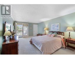 102 - 2555 3RD AVENUE W - 16