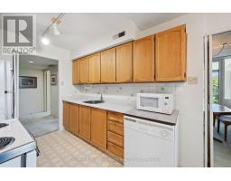 305 - 23 WOODLAWN ROAD E - 17