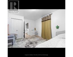 467042 12TH CONC B CONCESSION - 18