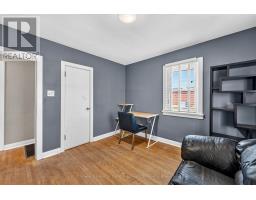 21 WATERLOO STREET S - 20