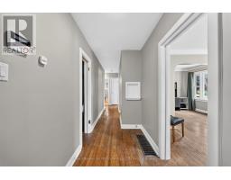 21 WATERLOO STREET S - 23