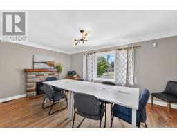 21 WATERLOO STREET S - 27