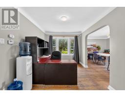 21 WATERLOO STREET S - 33