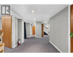 21 WATERLOO STREET S - 40