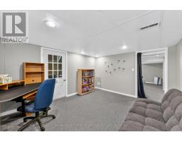 21 WATERLOO STREET S - 44