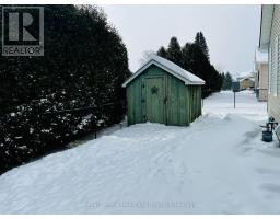 459 RICHARD CRESCENT - 39