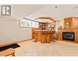 36 QUEEN STREET - 25