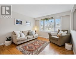 18 GATEWAY DRIVE - 6