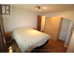 55 - 302694 DOUGLAS STREET - 27