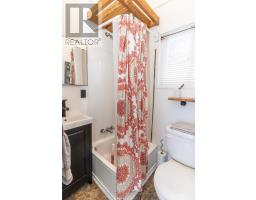 879 RELATIVE ROAD - 23