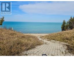 73590 IRENE CRESCENT - 38