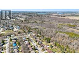 23 HASTINGS BOULEVARD - 12