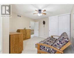 5 MARILYN DRIVE - 25