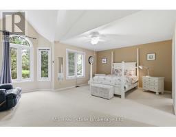5 MARILYN DRIVE - 4