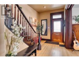 459 WALLACE AVENUE N - 17