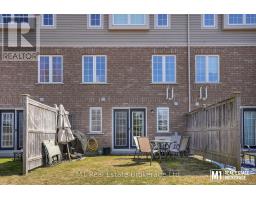 46B - 15 CARERE CRESCENT - 31