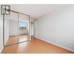 404 - 65 SILVERCREEK PARKWAY N - 21