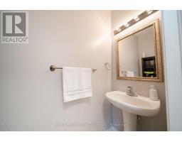 66 HORTON WALK - 12