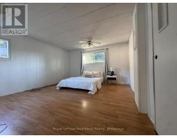 4 TRAILER PARK ROAD - 12