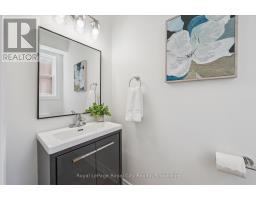 38 SHADYBROOK CRESCENT - 22
