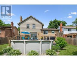 38 SHADYBROOK CRESCENT - 44