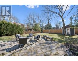 87 UNIVERSITY AVENUE W - 46