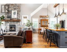 281 MANK STREET - 11