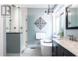 281 MANK STREET - 25