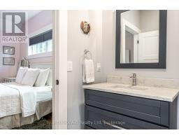 281 MANK STREET - 27