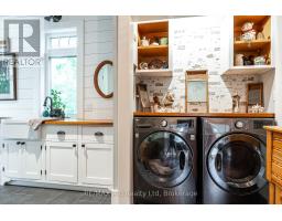 281 MANK STREET - 9
