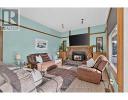 1117 MAIN STREET - 12