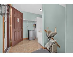 1117 MAIN STREET - 21