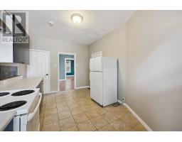 90 NEEVE STREET - 17