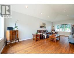58 MEREDITH DRIVE - 7