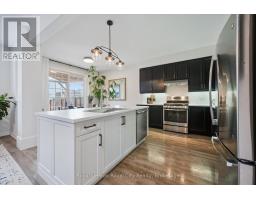 98 KAY CRESCENT - 15