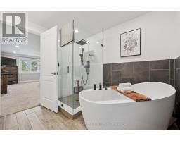 1564 MANNHEIM ROAD - 21