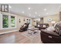1564 MANNHEIM ROAD - 4