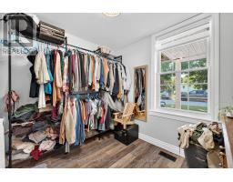 167 MONTREAL STREET - 21