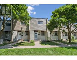 11 - 178 GRULKE STREET - 3
